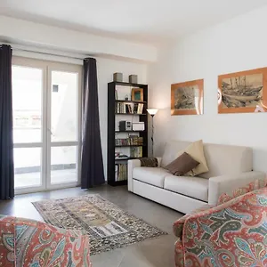  Апартаменты Overseas - Penthouse - Attico - Palazzo San Matteo -